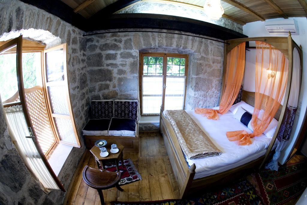 מלון מוסטר Bosnian National Monument Muslibegovic House חדר תמונה